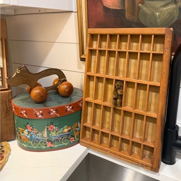 Vintage Wooden Printer's Tray - Picture 16 of 16